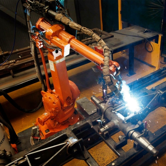 Robot Welding Hero1440x1440